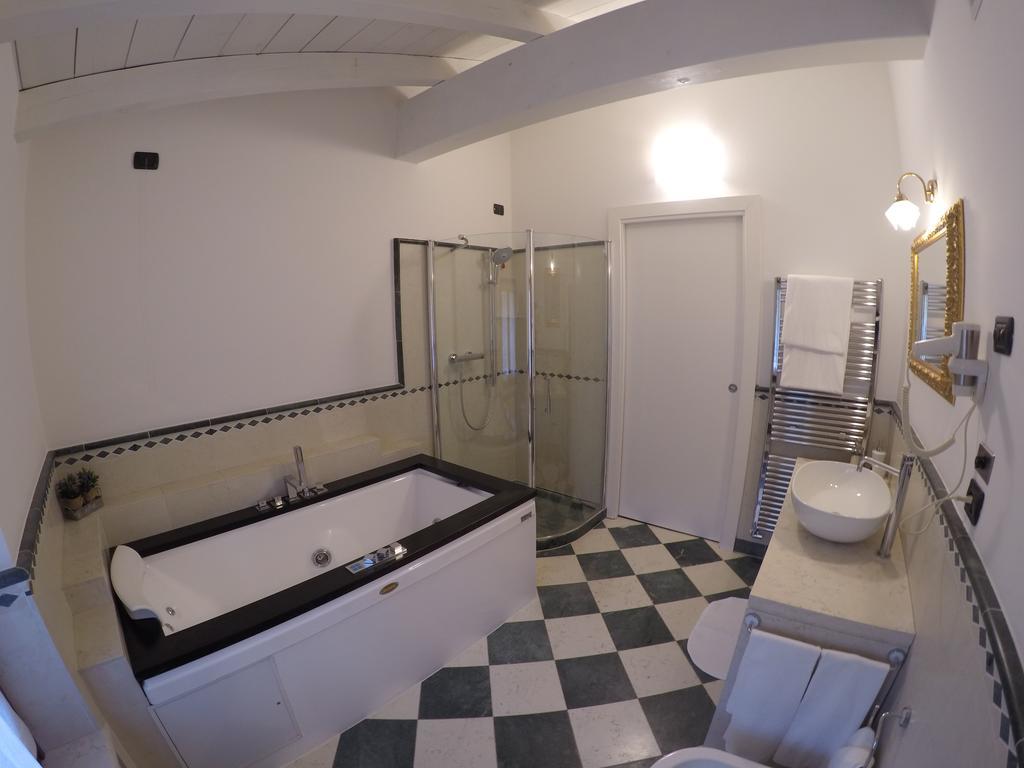 Garda & Golf Bed & Breakfast Caprino Veronese Rom bilde